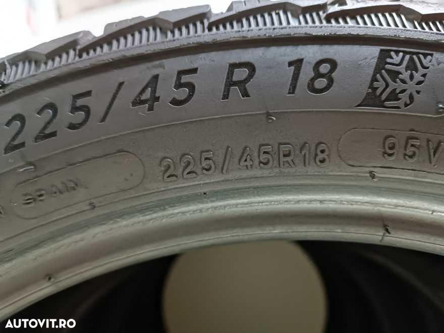 225/45/18 & 245/40/18 95V MICHELIN CP N10637 M+S - 4