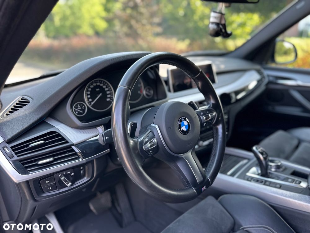 BMW X5 xDrive30d - 16