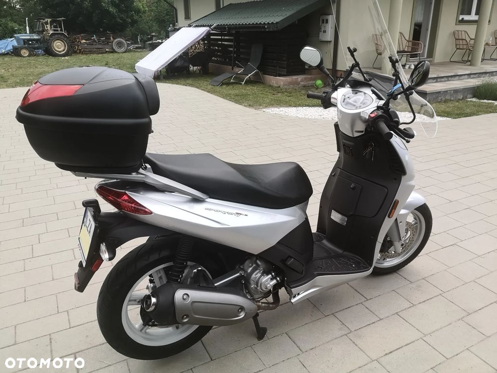 Aprilia Sportcity - 3