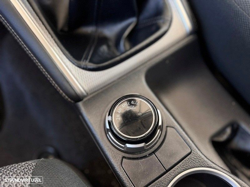 Mitsubishi L200 2.3 DI-D Strakar CD Connect Edition 4WD - 33