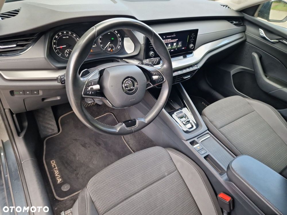 Skoda Octavia 2.0 TDI SCR Ambition DSG - 11