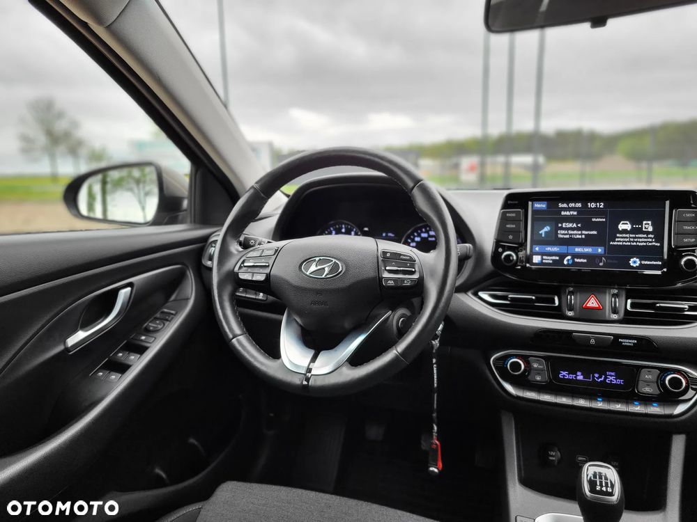 Hyundai i30 1.5 DPI Smart - 11