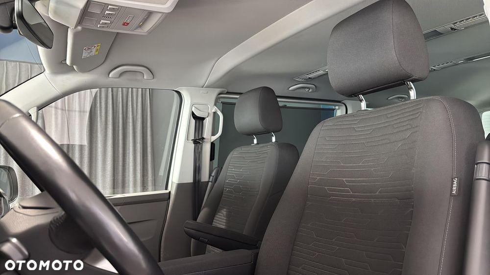 Volkswagen Caravelle 2.0 TDI L2 Comfortline - 12