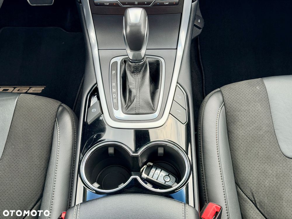 Ford Edge - 34