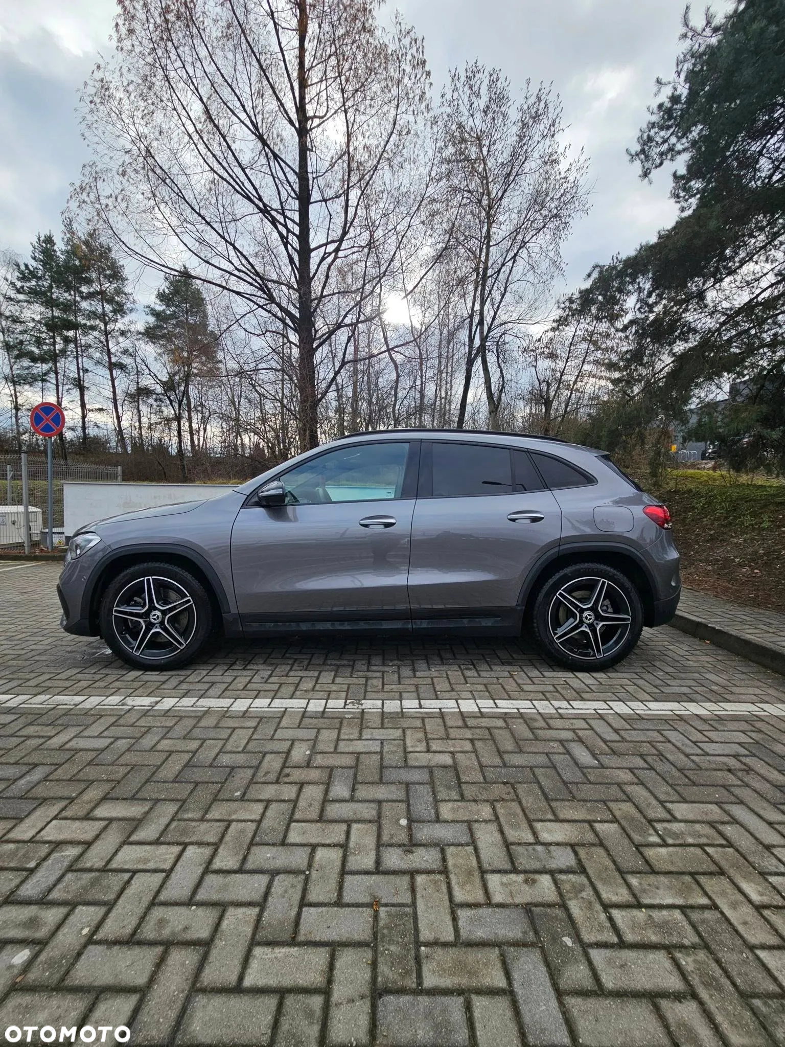 Mercedes-Benz GLA 250 4-Matic AMG Line - 2