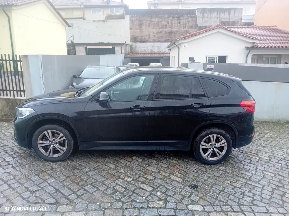 BMW X1 16 d sDrive Line Sport - 5