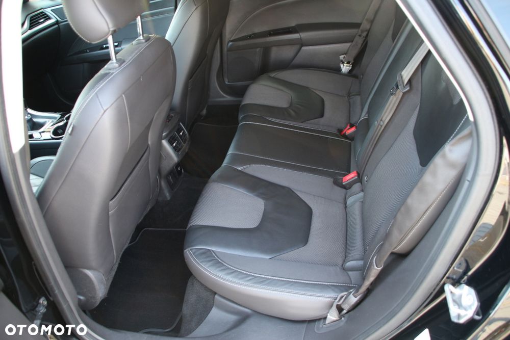 Ford Mondeo 2.0 TDCi STart-Stopp Titanium - 19