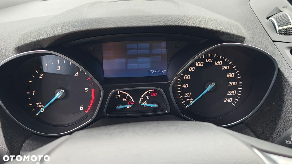 Ford Kuga 2.0 TDCi 4x4 Titanium - 17