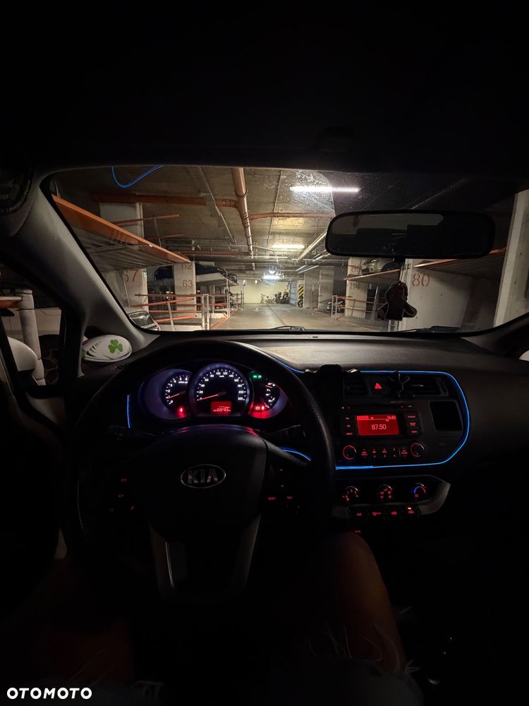Kia Rio 1.4 crdi Business Line - 8