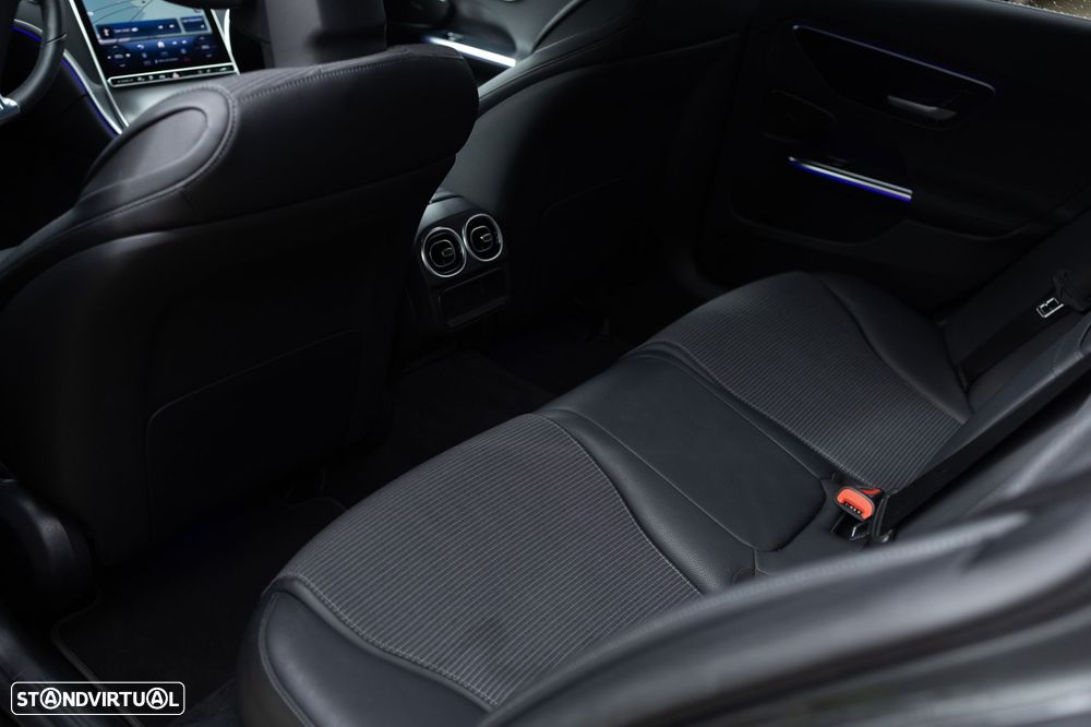 Mercedes-Benz C 300 e Avantgarde - 22