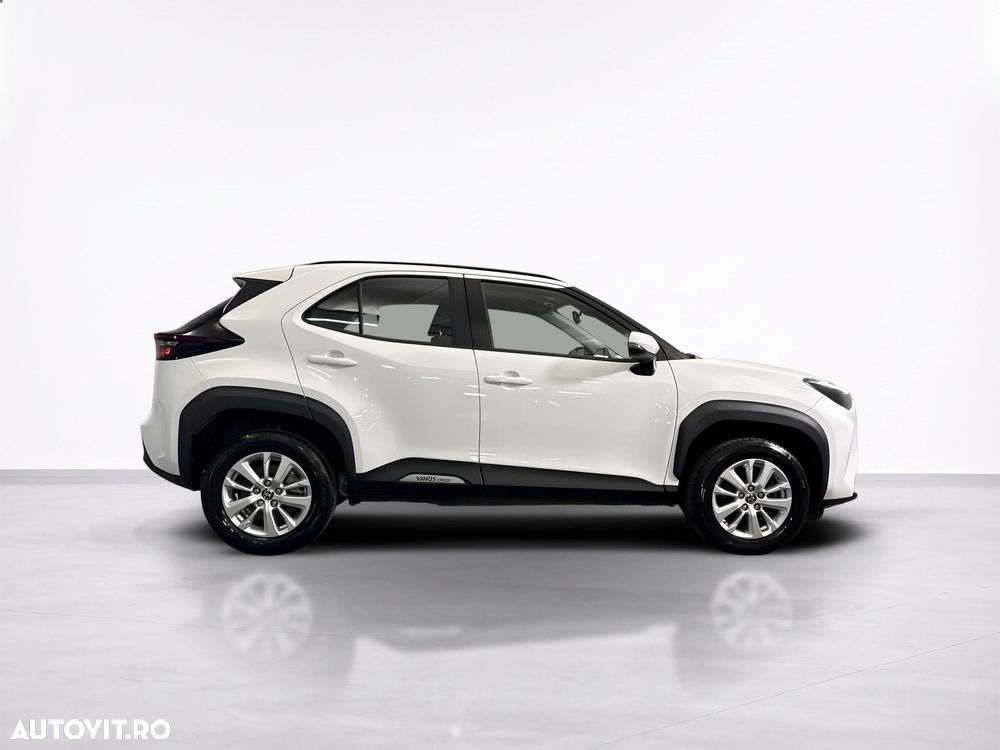 Toyota Yaris - 7