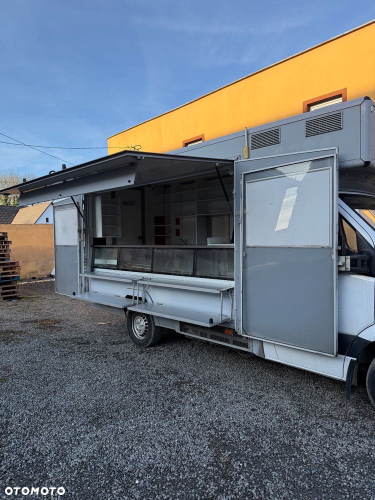 Mercedes-Benz Sprinter - 15