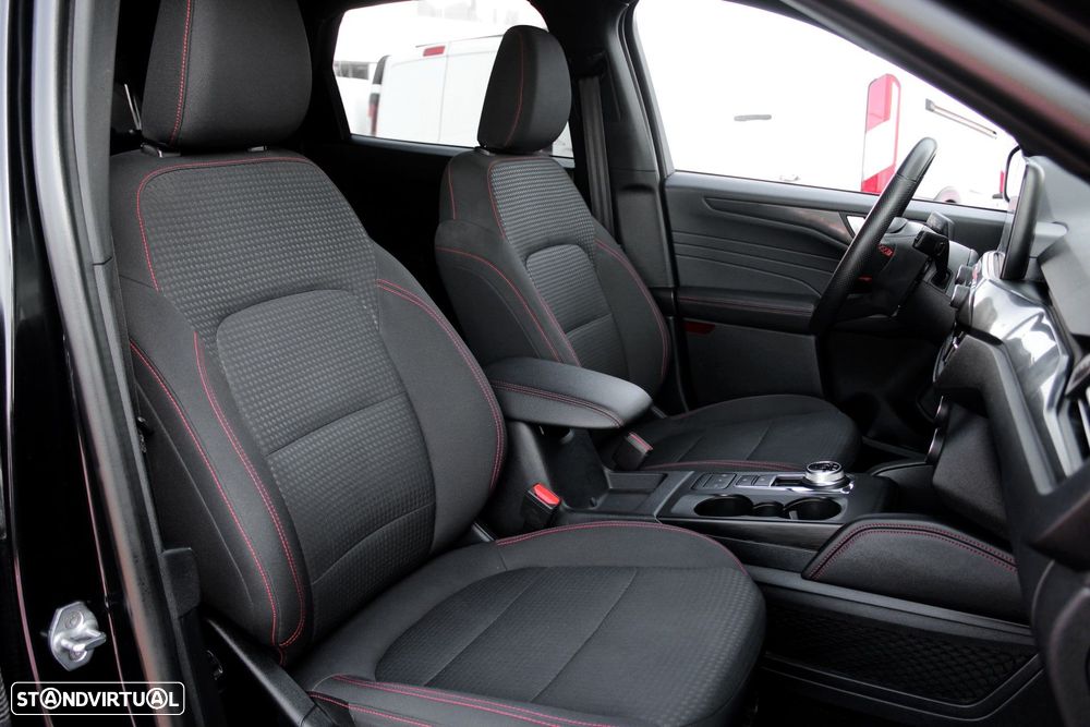 Ford Kuga 2.5 PHEV ST-Line - 27