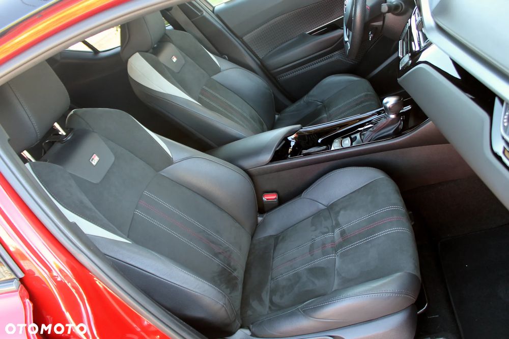 Toyota C-HR 2.0 Hybrid GR Sport - 12
