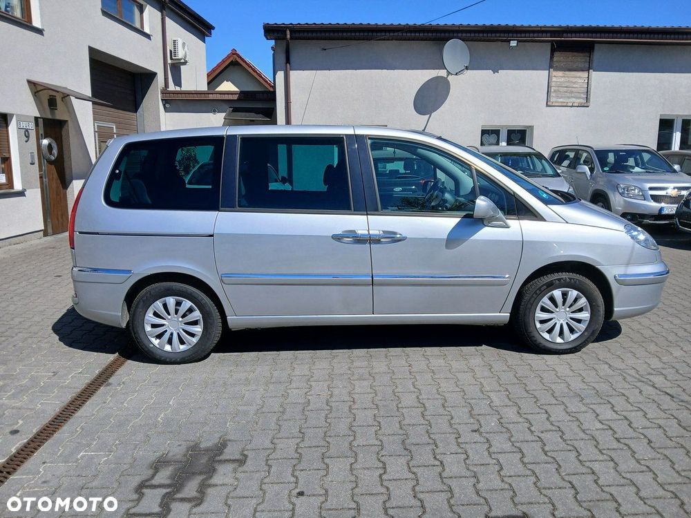 Peugeot 807 140 Family - 7