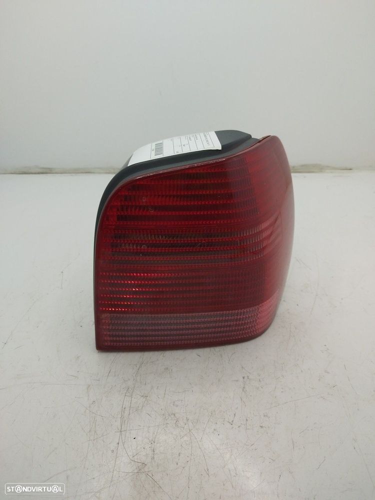 Farolim Stop Dto Volkswagen Polo (6N2) - 1