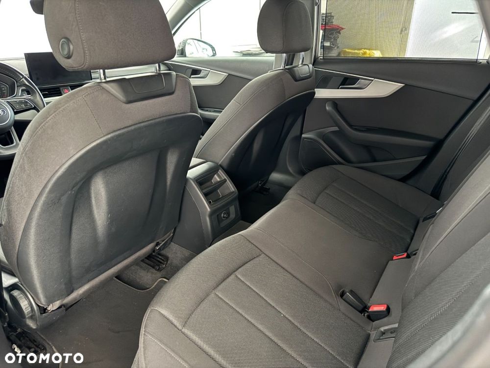 Audi A4 Avant 35 TDI S tronic - 25