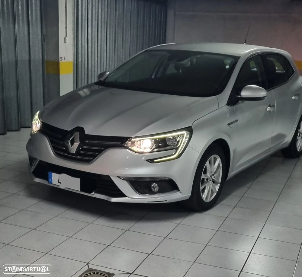 Renault Mégane 1.5 dCi Intens - 12