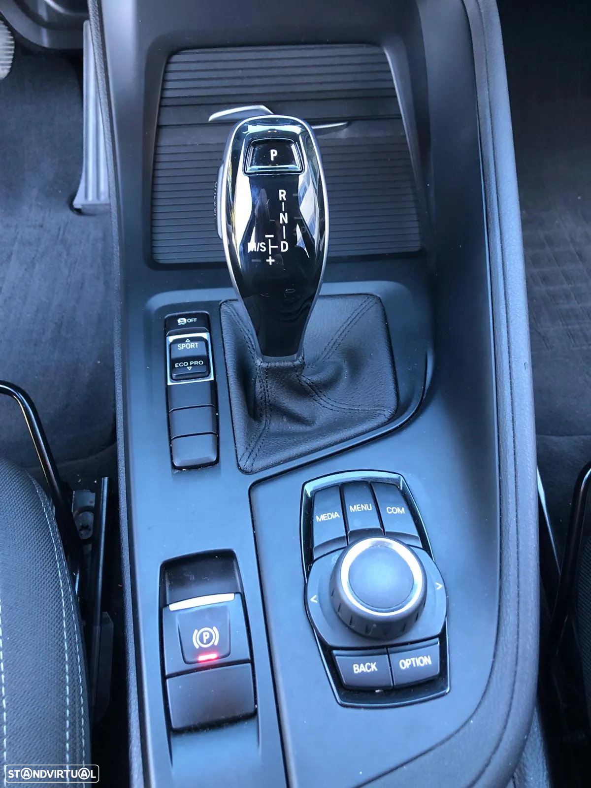 BMW X1 16 d sDrive Auto Advantage - 27