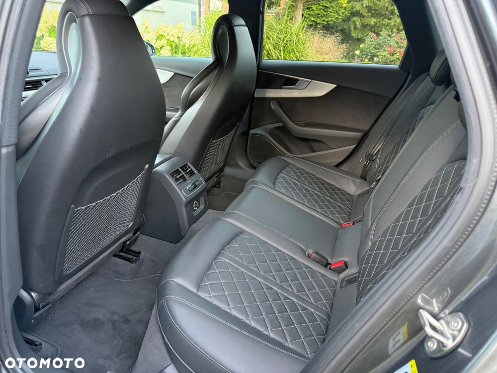 Audi A4 Avant 40 TDI Quattro S Line S tronic - 20