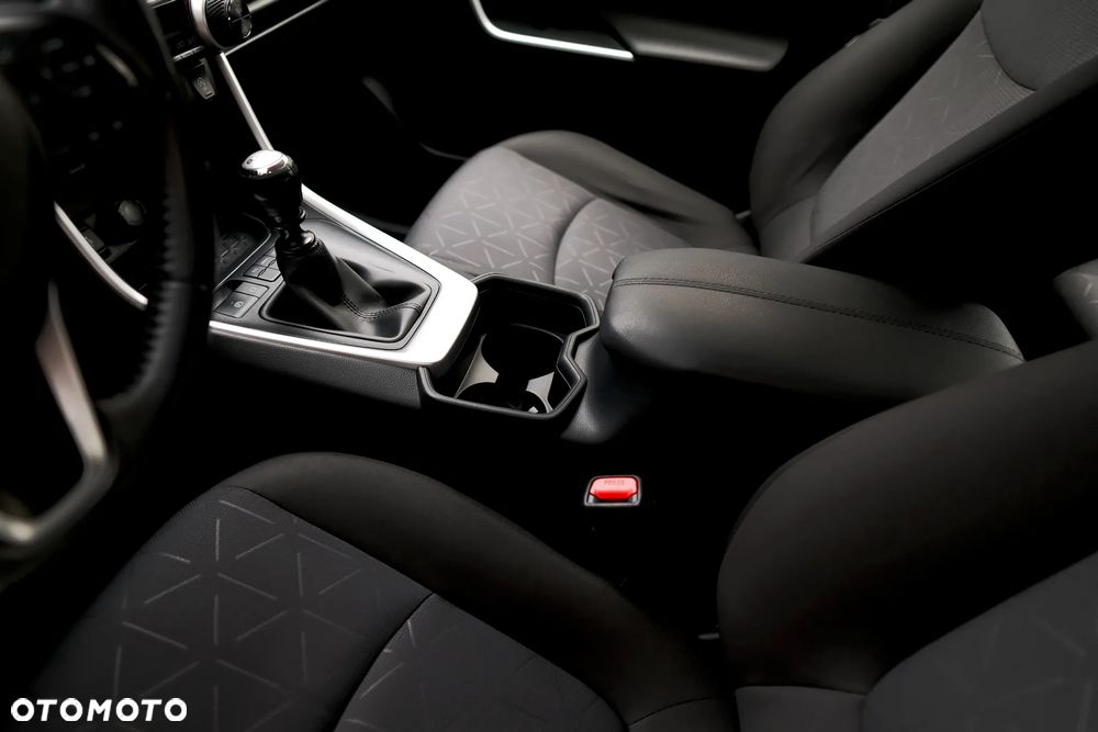 Toyota RAV4 2.0 Active 4x2 - 19