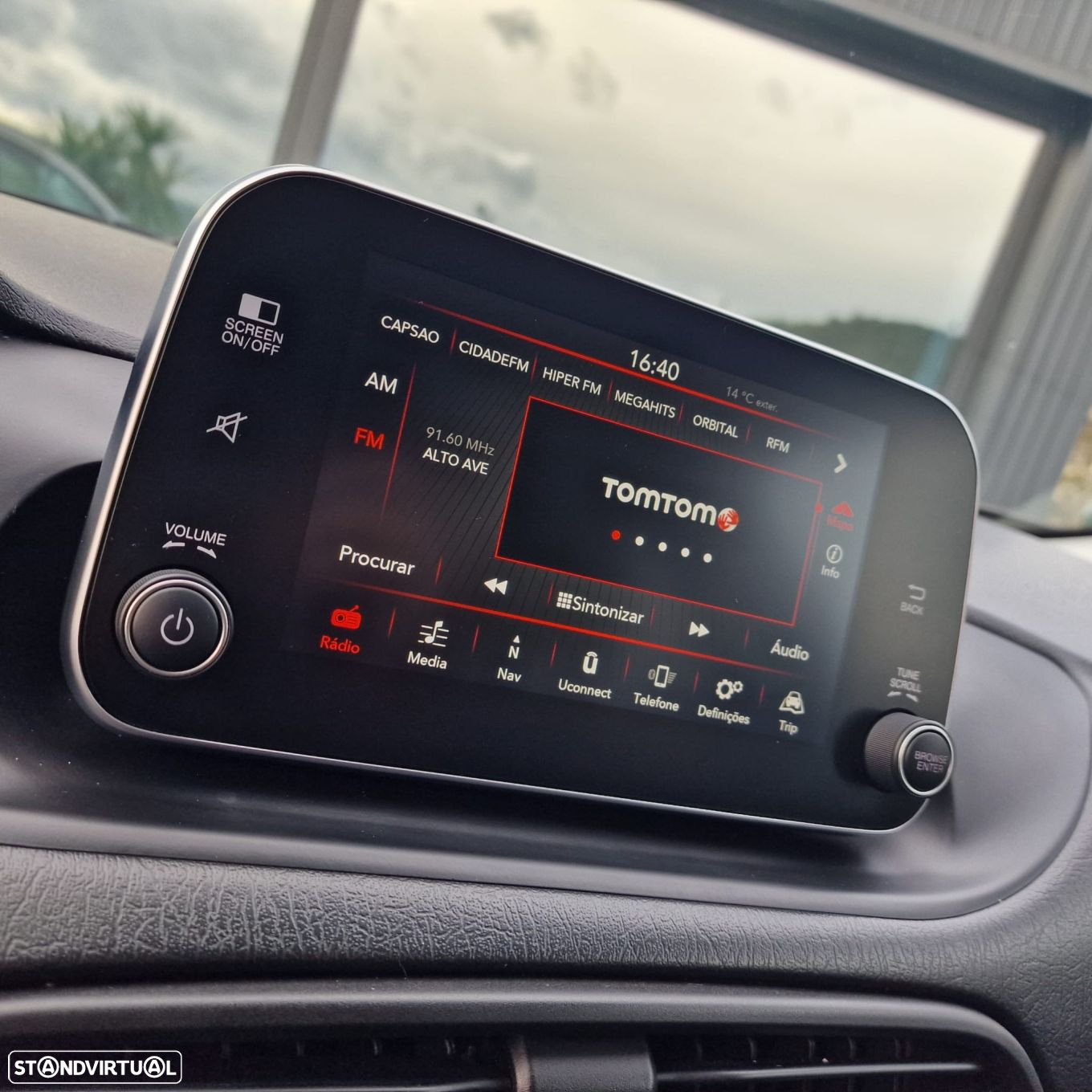 Fiat Tipo Station Wagon 1.3 M-Jet Lounge - 25