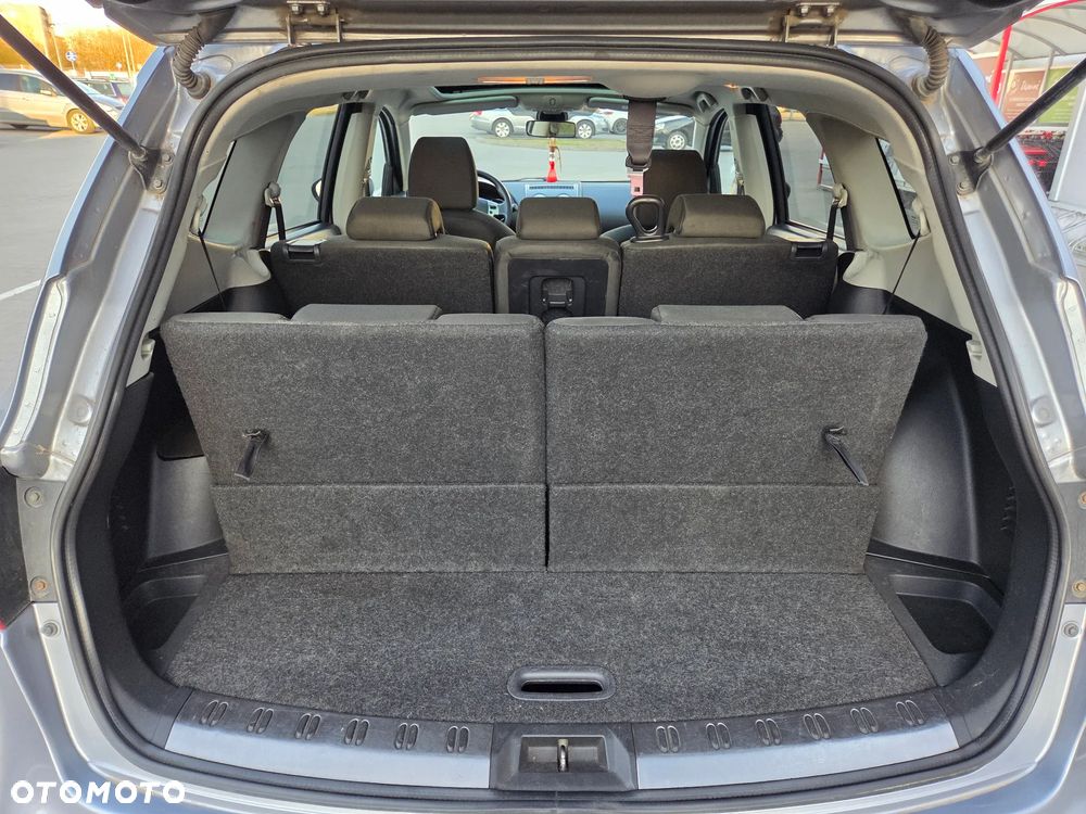 Nissan Qashqai 2.0 dCi 4 x 4 DPF tekna - 26