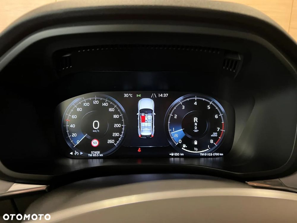 Volvo XC 60 T5 AWD Momentum - 11