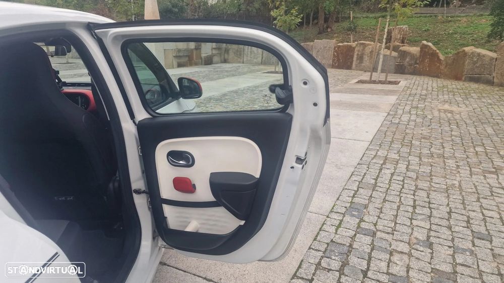 Renault Twingo SCe 70 S&S LIMITED - 13