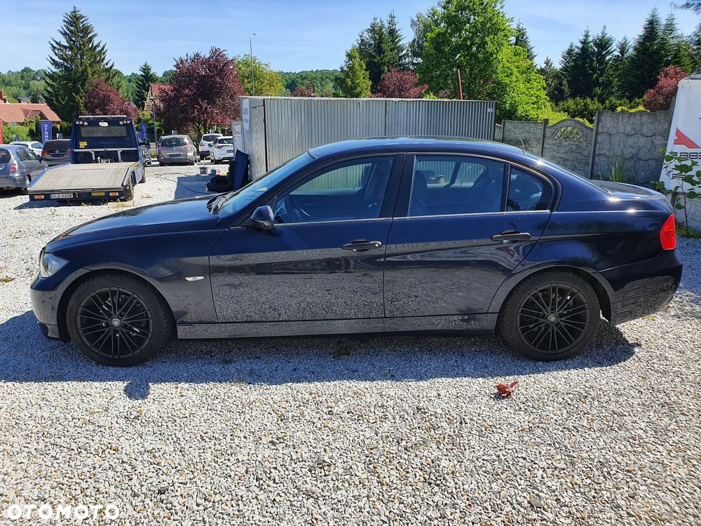 BMW Seria 3 320i - 6