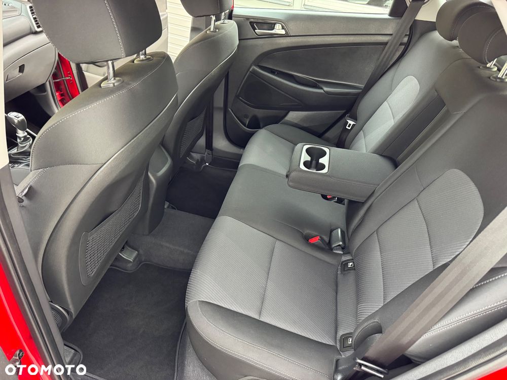 Hyundai Tucson 1.6 GDi 2WD Select - 25
