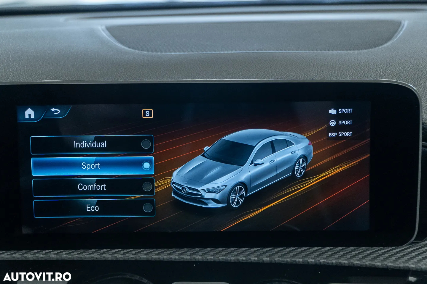 Mercedes-Benz CLA 180 7G-DCT Progressive Line Advanced - 32