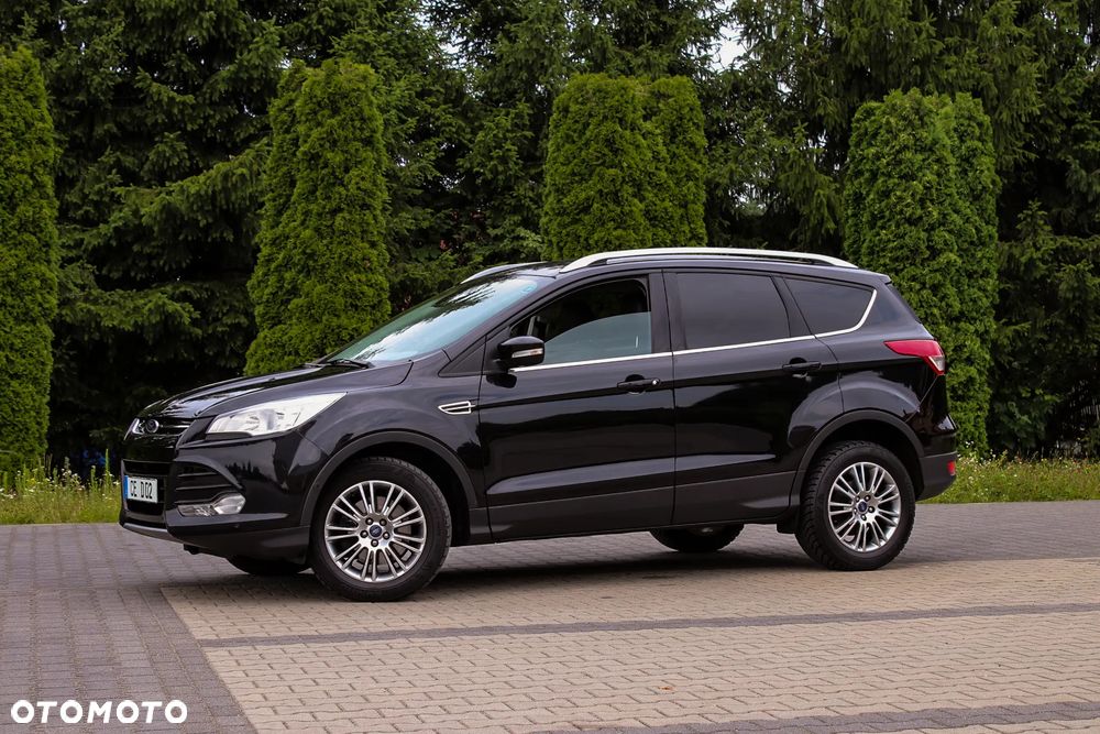 Ford Kuga 2.0 TDCi 2x4 Titanium - 4