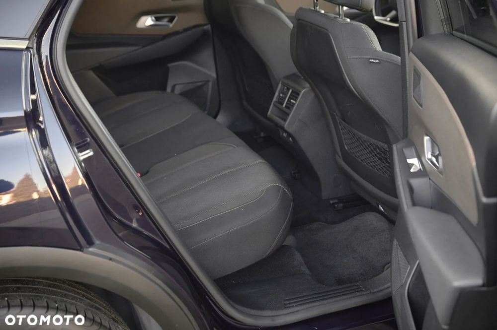 DS Automobiles DS 7 Crossback - 24