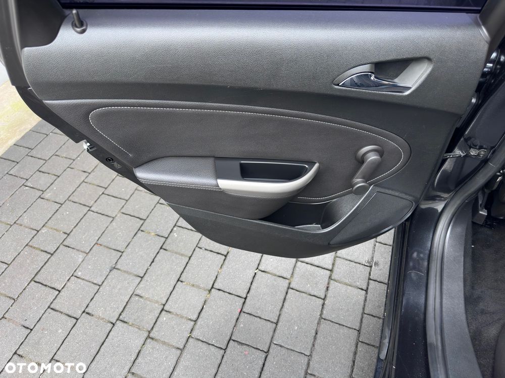Opel Astra 1.4 EcoFLEX Edition - 27