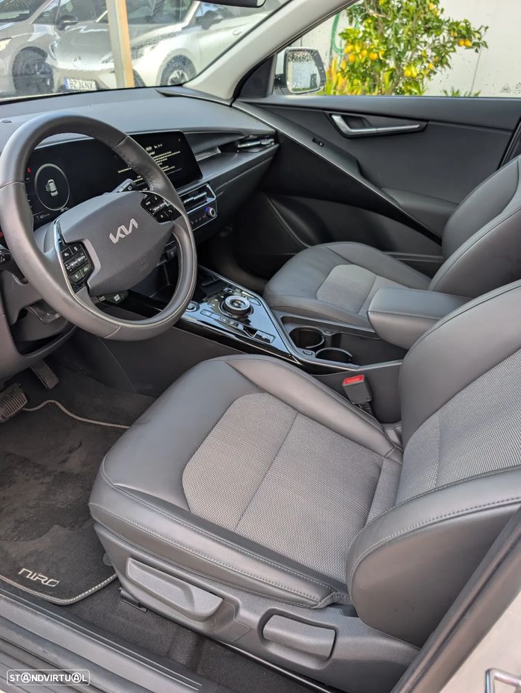 Kia Niro EV 64kWh Drive - 7
