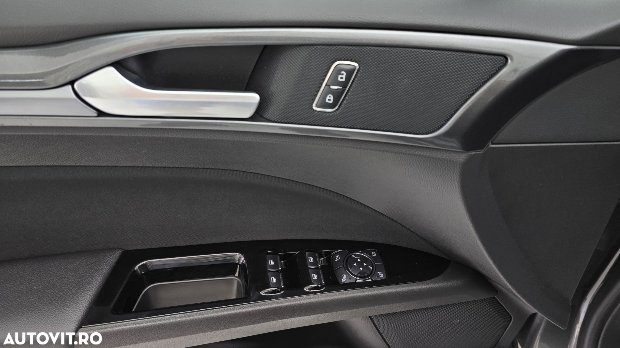 Ford Mondeo - 11