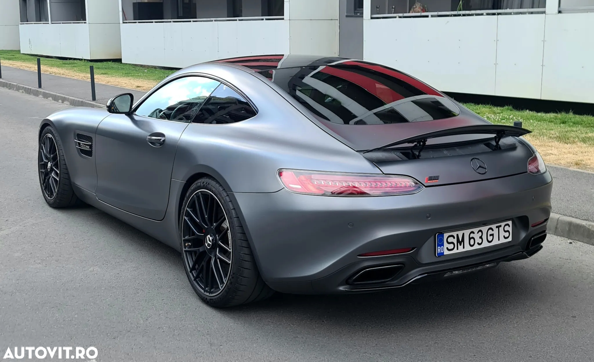 Mercedes-Benz AMG GT-S Coupe Speedshift 7G-DCT - 17