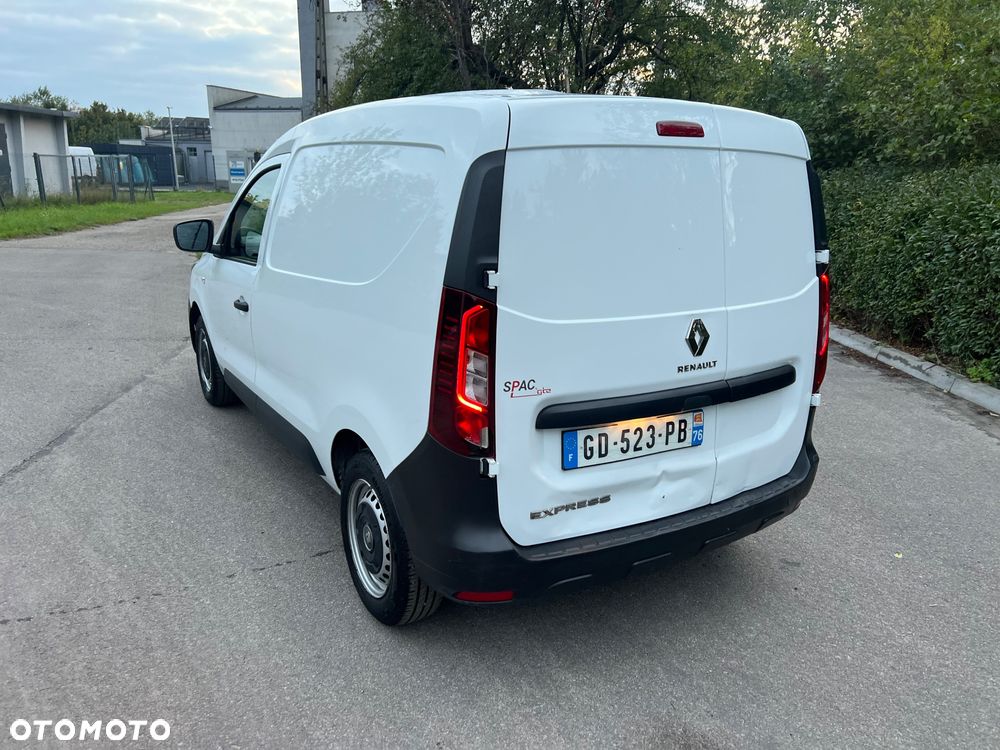 Renault EXPRESS - 9