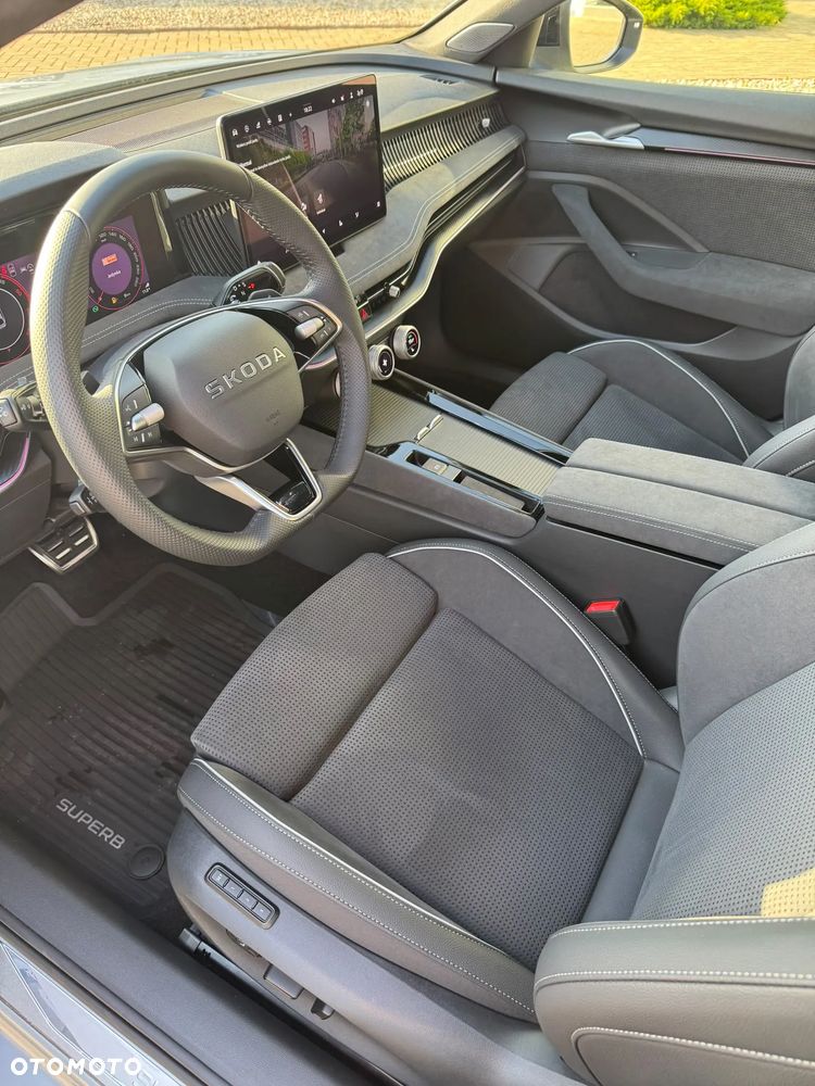 Skoda Superb - 16