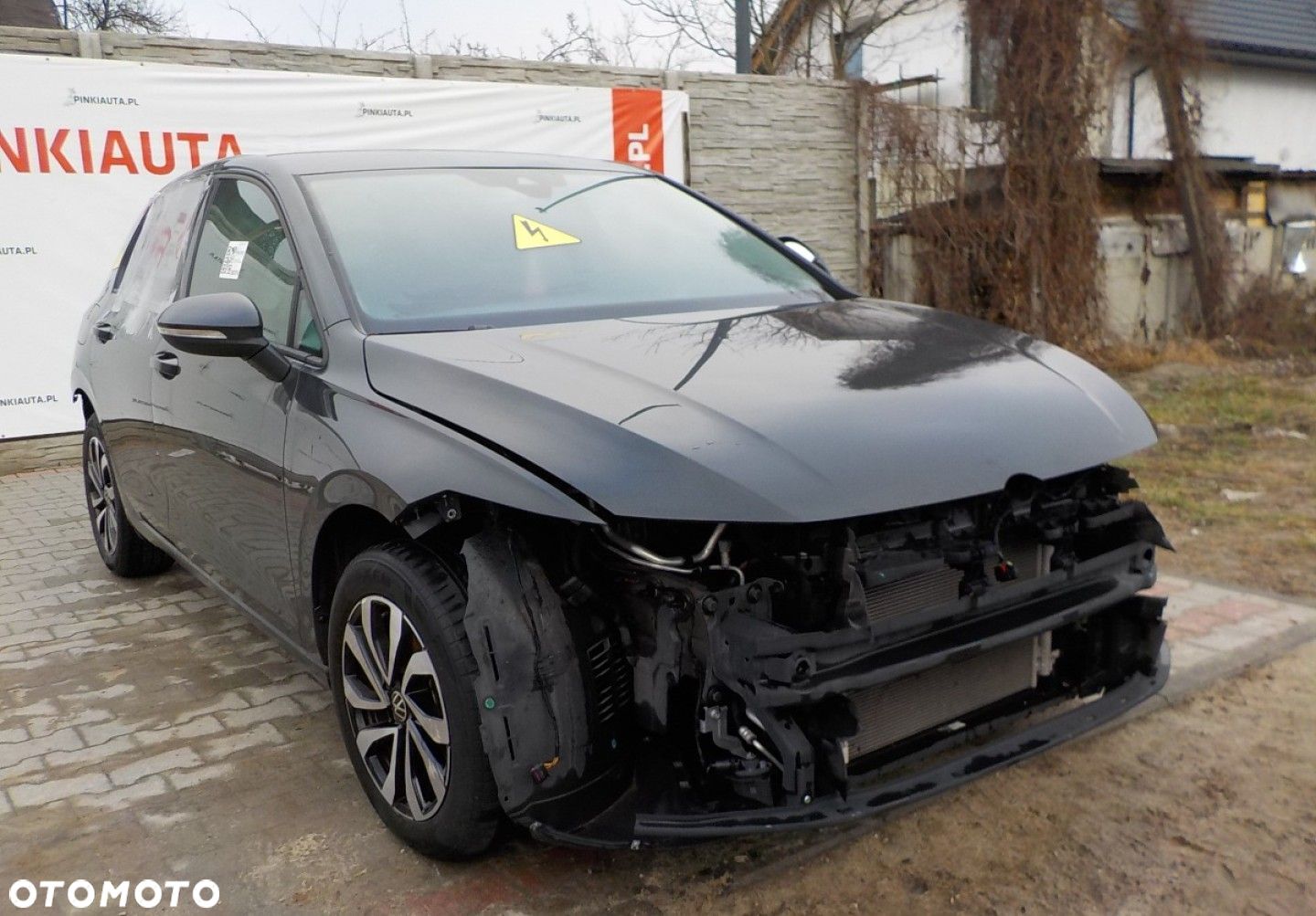 Volkswagen Golf - 1