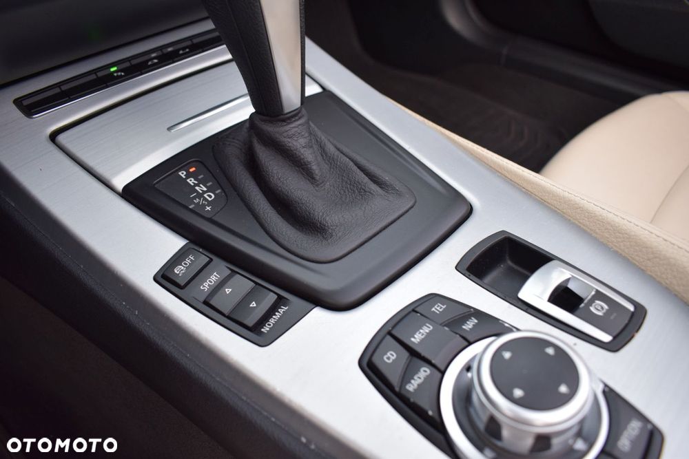 BMW Z4 sDrive23i - 10