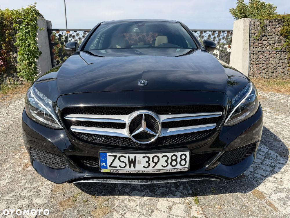 Mercedes-Benz Klasa C 300 9G-TRONIC - 13