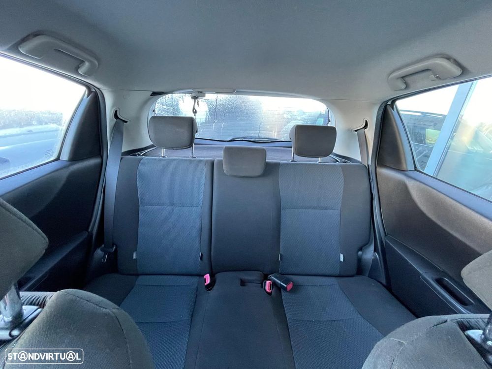 Toyota Yaris 1.5 HSD Active - 18