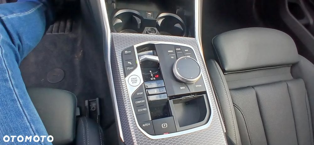 BMW Seria 3 318i M Sport - 20