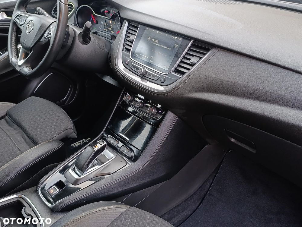 Opel Grandland X Plug-in-Hybrid4 1.6 DI Start/Stop Business INNOVATION - 26