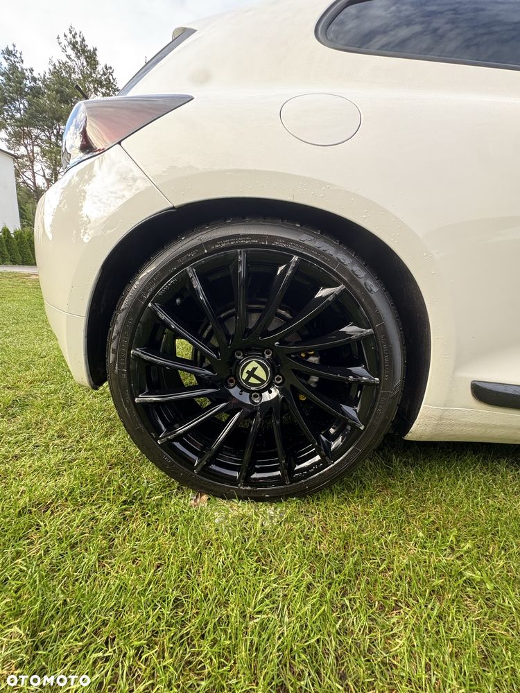 Volkswagen Scirocco 2010 photo 4
