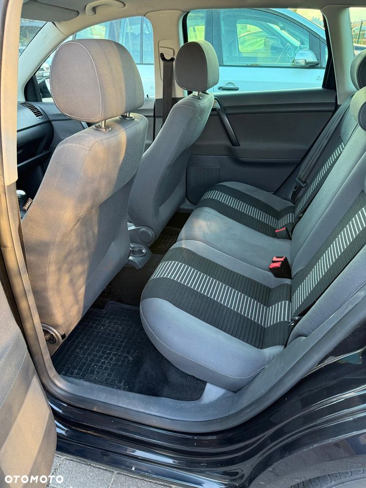 Volkswagen Polo 1.9 TDI - 12