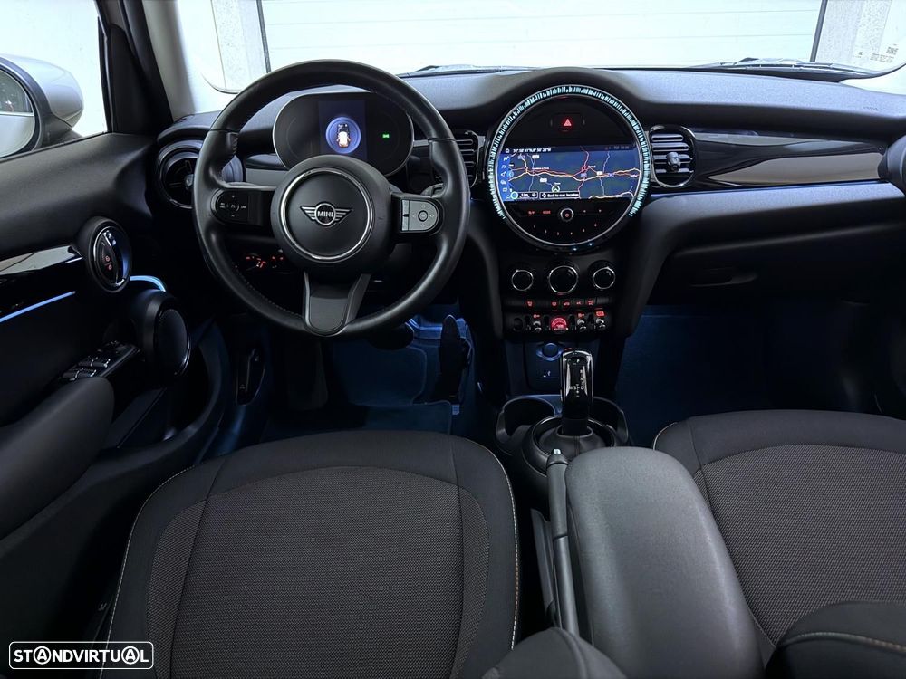 MINI 5 Portas Cooper Auto - 14