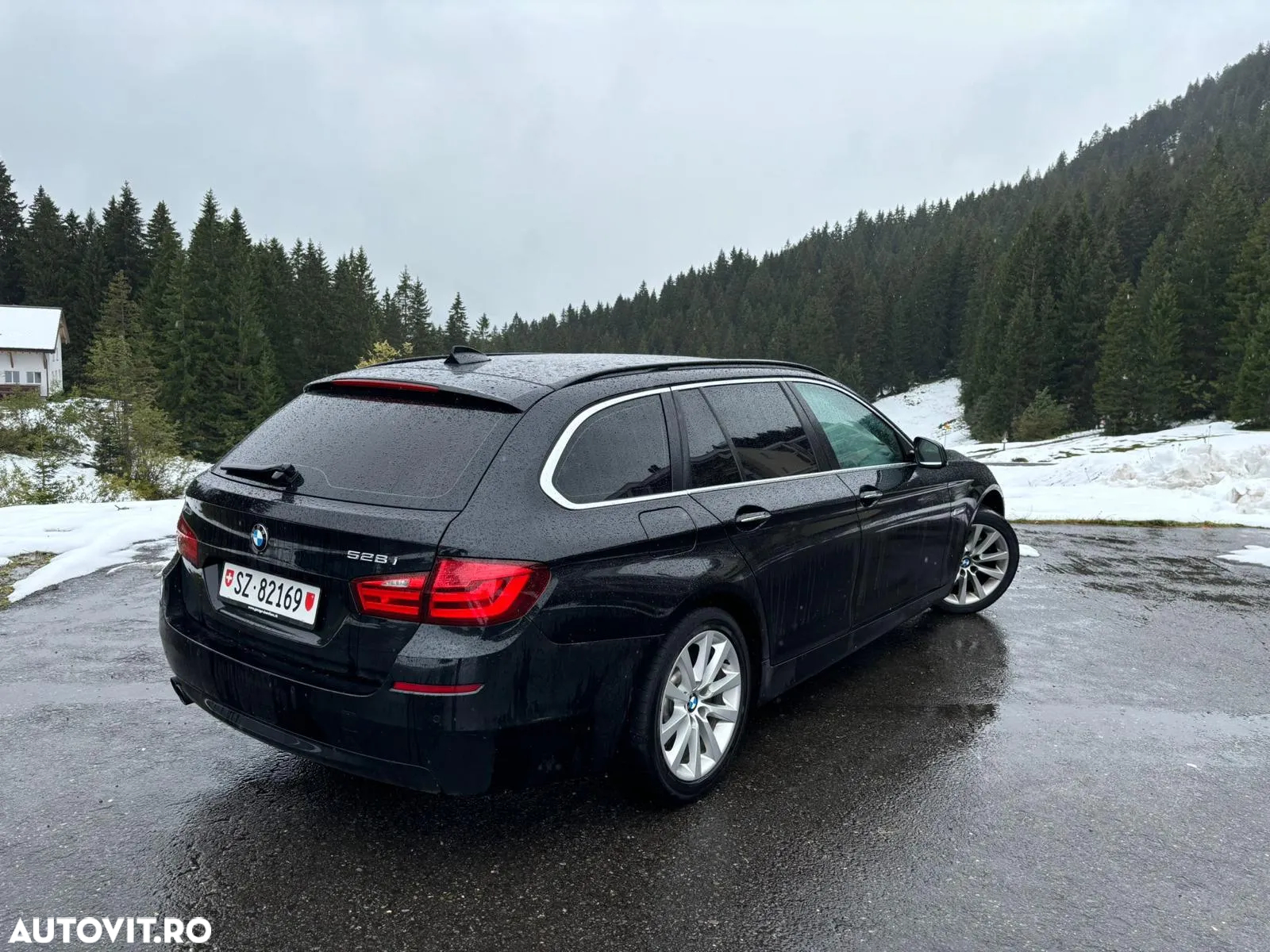BMW Seria 5 528i Touring Aut. Modern Line - 9